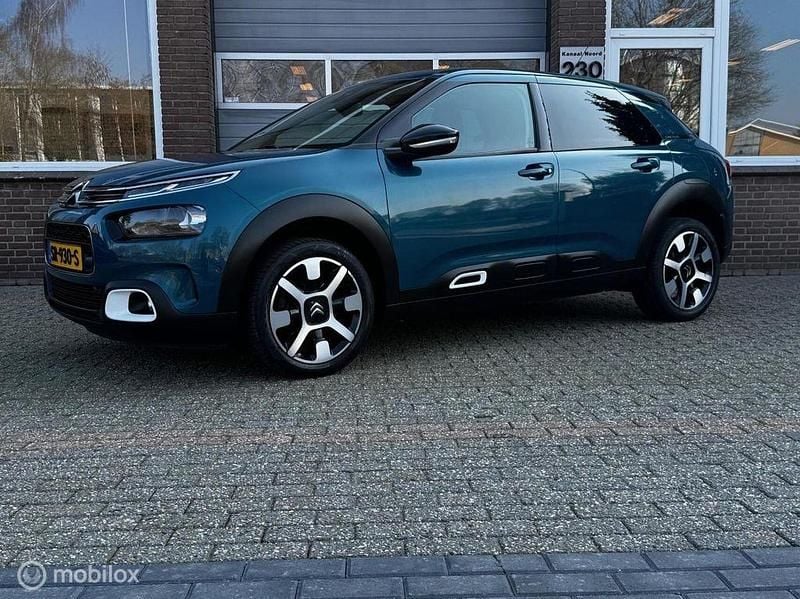 Gebraucht Citroën C4 131 PS (96 kW) 2018 Blau SUV