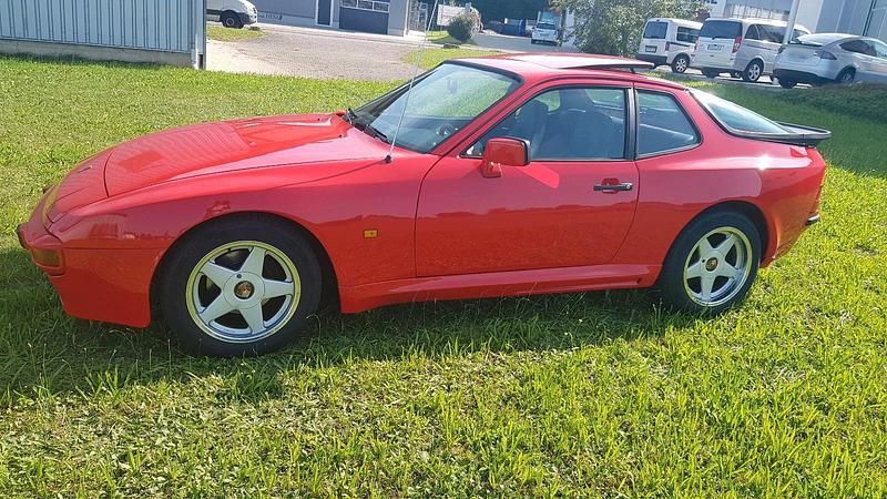 Gebraucht Porsche 944 163 PS (119 kW) 1983 Rot Coupé