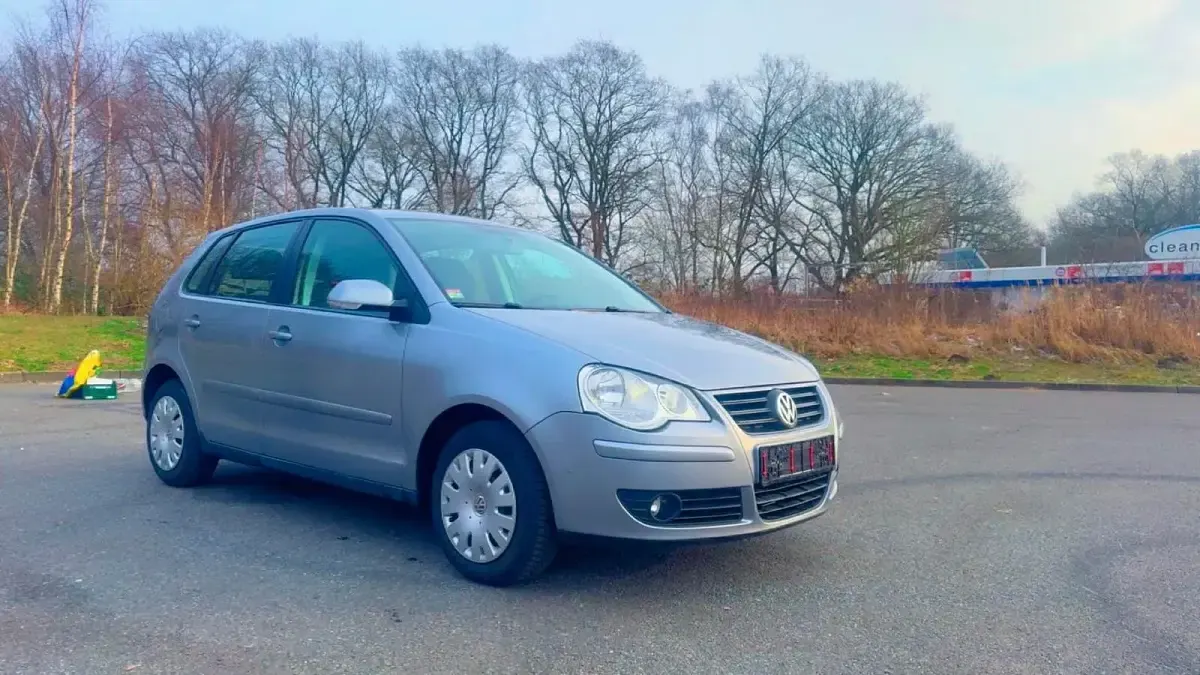 Gebraucht VW Polo 80 PS (58 kW) 2008 Grau Kleinwagen
