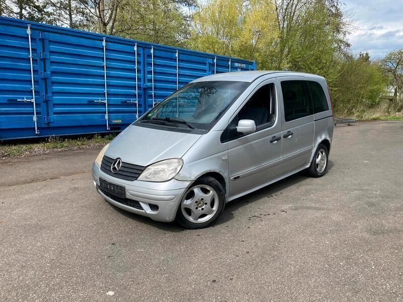 Silber Gebraucht 2002 Mercedes Vaneo Van / Kleinbus | 250 € (Superpreis) - Bild 1/4