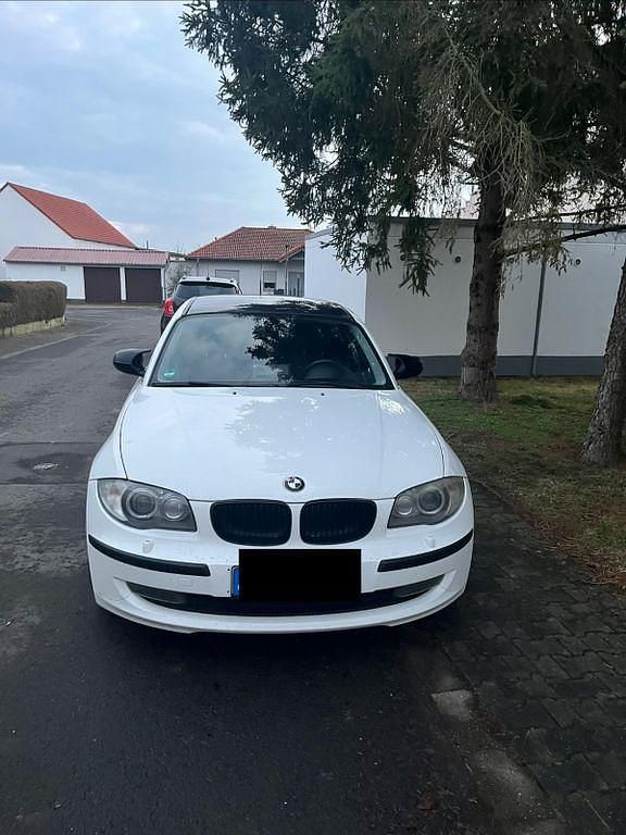 Gebraucht BMW 118 M Sport 143 PS (105 kW) 2009 Weiß Kleinwagen