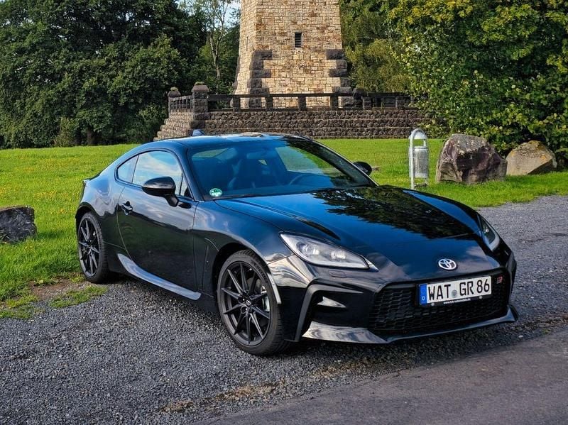 Schwarz Gebraucht 2023 Toyota GR86 Premium Coupé | 34.000 € (Guter Preis) - Bild 1/4