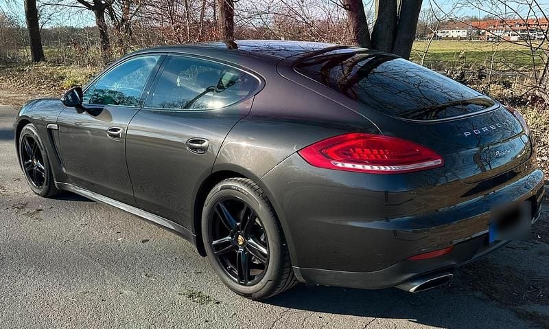 Gebraucht Porsche Panamera 250 PS (183 kW) 2013 Grau Kleinwagen