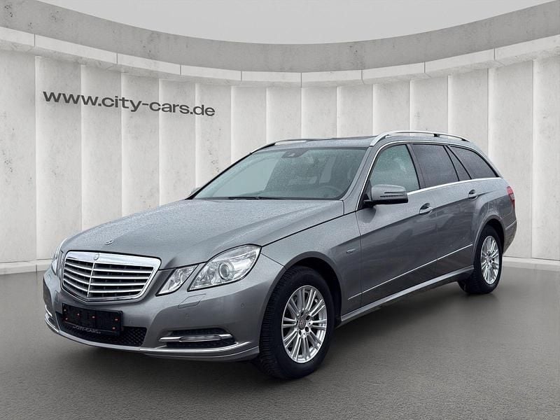 Gebraucht Mercedes E200 184 PS (135 kW) 2012 Silber Kombi