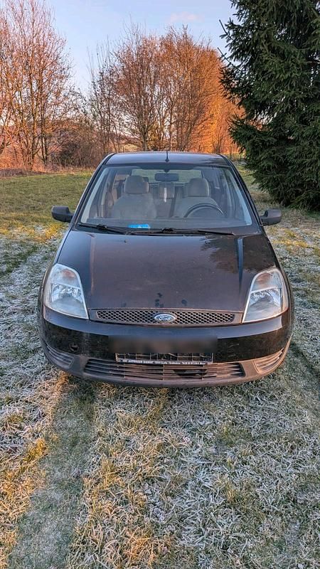 Gebraucht Ford Fiesta 69 PS (50 kW) 2002 Schwarz Kleinwagen