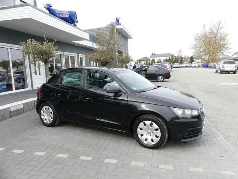 Gebraucht Audi A1 Sportback Attraction 86 PS (63 kW) 2013 Schwarz Kleinwagen