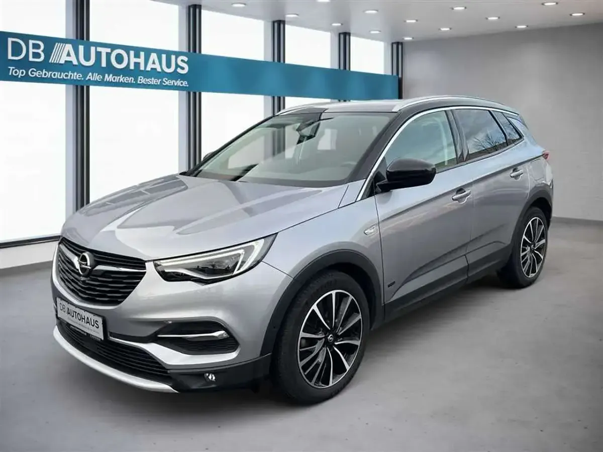 Second-hand Opel Grandland X Ultimate 224 CP (164 kW) 2021 SUV