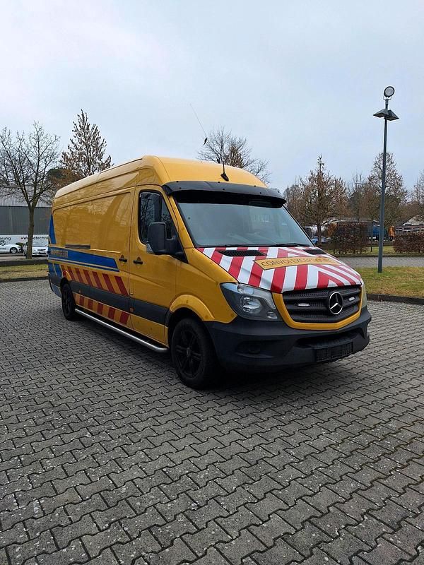 Gebraucht Mercedes Sprinter 143 PS (105 kW) 2018 Gelb Van