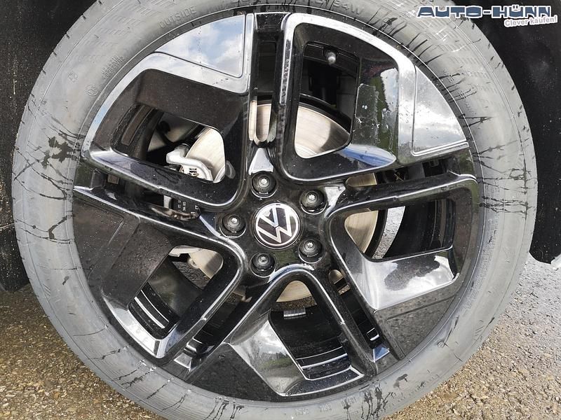 Neu VW Passat R-line 220 PS (161 kW) 2025 Reefblau metallic Kombi