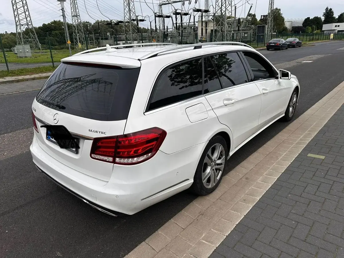 Gebraucht Mercedes E350 Elegance 252 PS (185 kW) 2014 Weiß Kombi