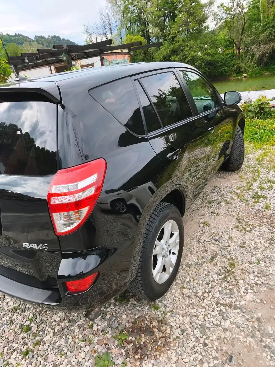 Gebraucht Toyota RAV4 150 PS (110 kW) 2009 Schwarz SUV