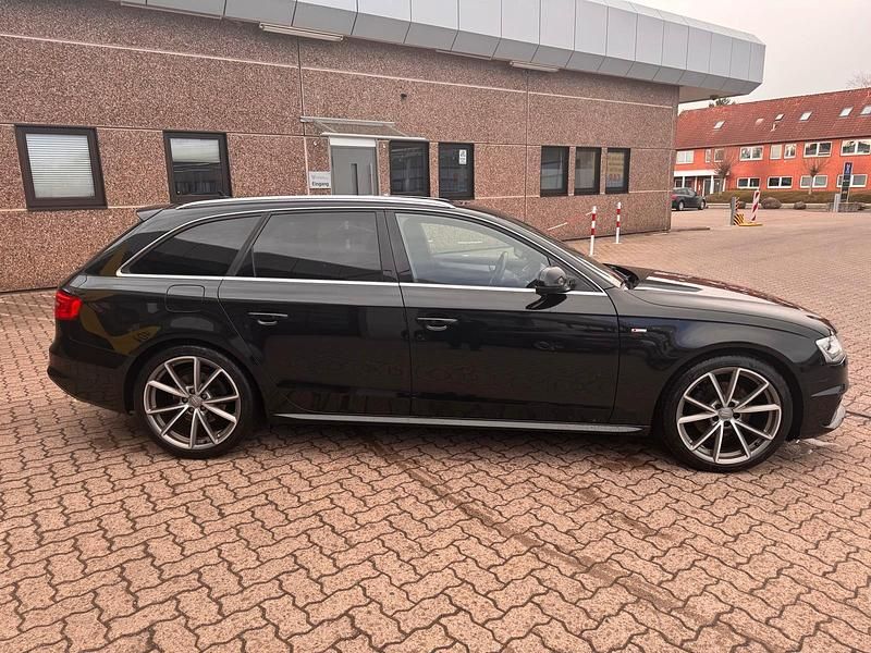 Gebraucht Audi A4 S-Line 190 PS (139 kW) 2015 Schwarz Kombi
