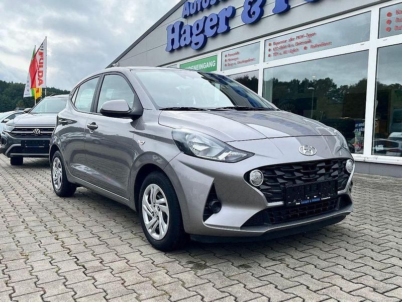 Brass Gebraucht 2022 Hyundai i10 Select Kleinwagen | 12.390 € (Superpreis) - Bild 1/4
