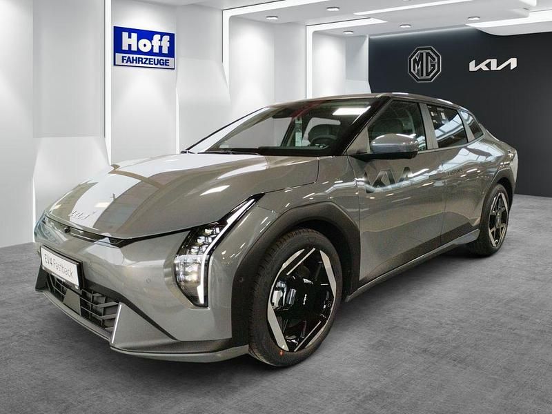Neu Kia EV4 Earth 150 kW (204 PS) 2025 Grau Limousine