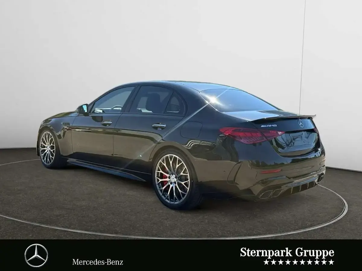 Gebraucht Mercedes C63 AMG AMG 476 PS (350 kW) 2024 Lack obsidianschwarz Limousine