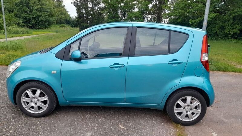 Grün Gebraucht 2010 Suzuki Splash Kleinwagen | 2.990 € (Fairer Preis) - Bild 1/4