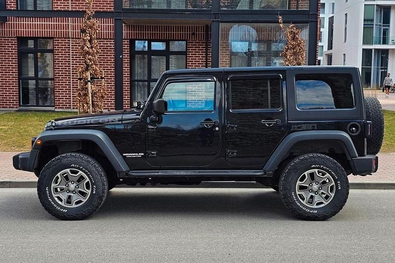 Gebraucht Jeep Wrangler Rubicon 200 PS (147 kW) 2013 Schwarz SUV