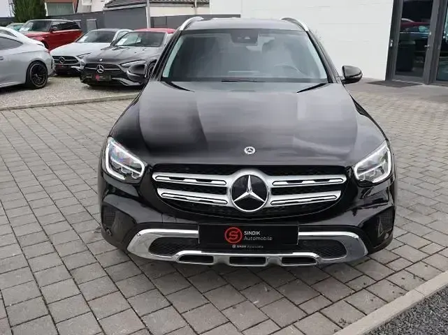 Gebraucht Mercedes GLC400d 330 PS (242 kW) 2021 Schwarz SUV