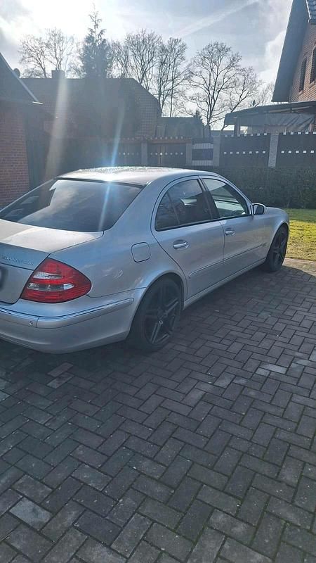 Gebraucht Mercedes 200 163 PS (119 kW) 2003 Silber Limousine