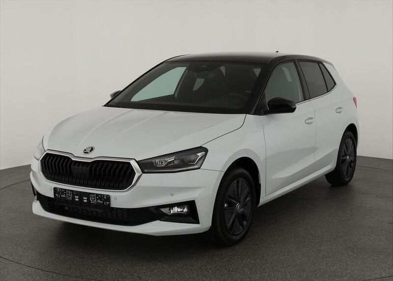 Moon white perleffekt/ dach black magic perleffekt Gebraucht 2025 Skoda Fabia Dynamic | 20.695 € (Fairer Preis) - Bild 1/4