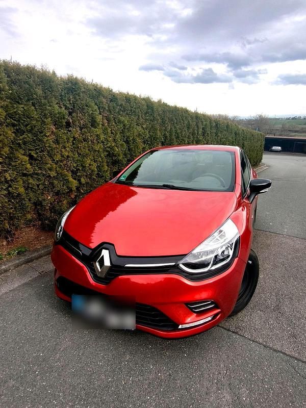 Gebraucht Renault Clio IV LIMITED 75 PS (55 kW) 2019 Rot Kleinwagen
