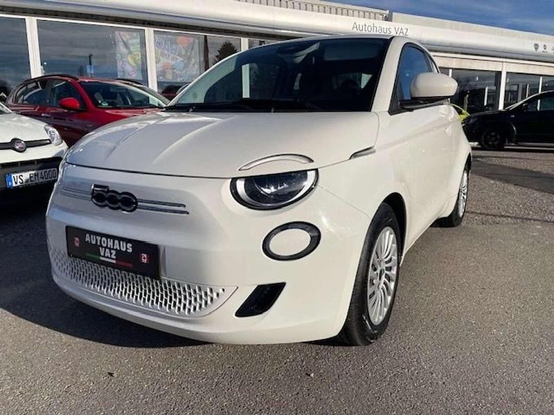 Weiß Gebraucht 2023 Fiat 500e Kleinwagen | 23.500 € (Fairer Preis) - Bild 1/4