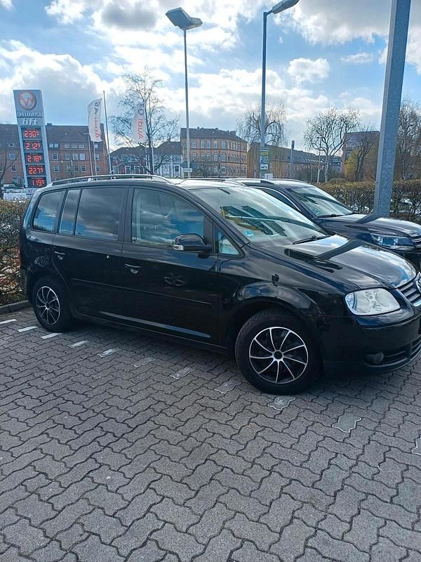 Gebraucht VW Touran 115 PS (84 kW) 2006 Schwarz Van / Kleinbus
