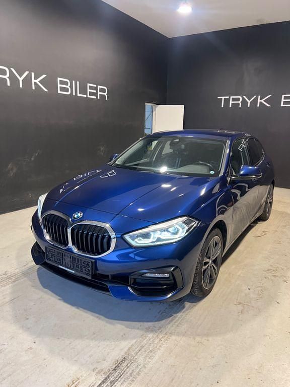 Blau Gebraucht 2020 BMW 118 Sport Line Kleinwagen | 17.000 € (Superpreis) - Bild 1/4