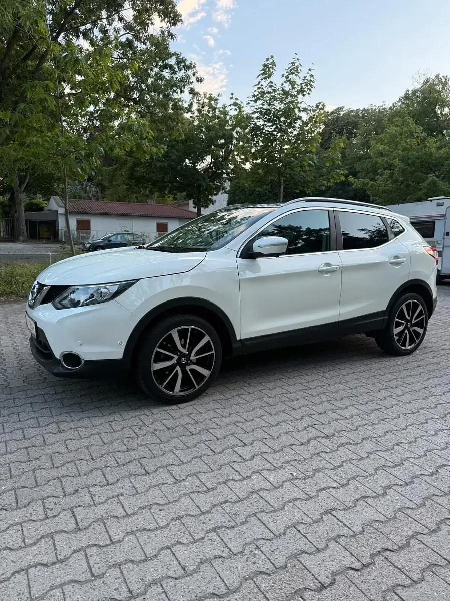 Gebraucht Nissan Qashqai 360º 110 PS (80 kW) 2014 Weiß SUV