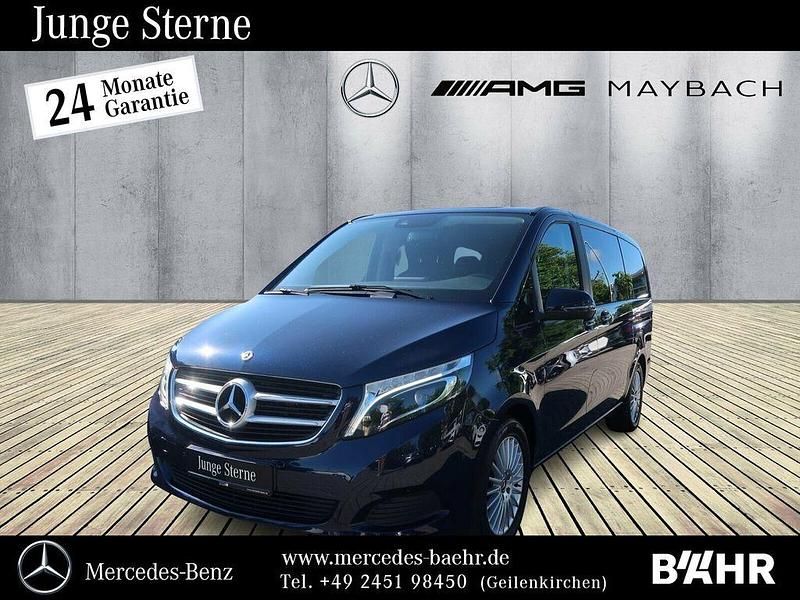 Blau Gebraucht 2019 Mercedes V220 Van / Kleinbus | 40.950 € (Fairer Preis) - Bild 1/4