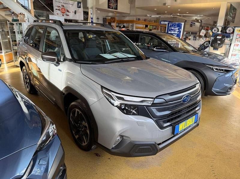 Gebraucht Subaru Forester Trend 136 PS (100 kW) 2025 River rock pearl SUV