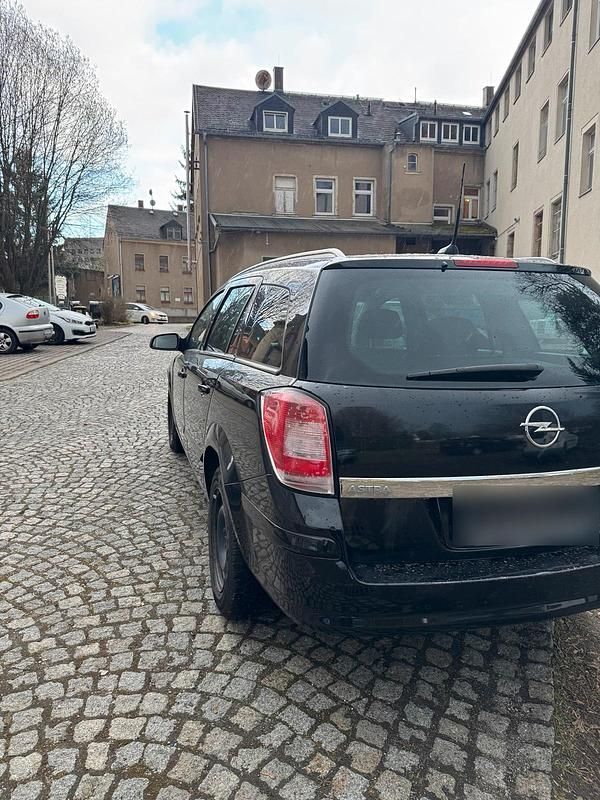 Gebraucht Opel Astra 90 PS (66 kW) 2007 Schwarz Kombi