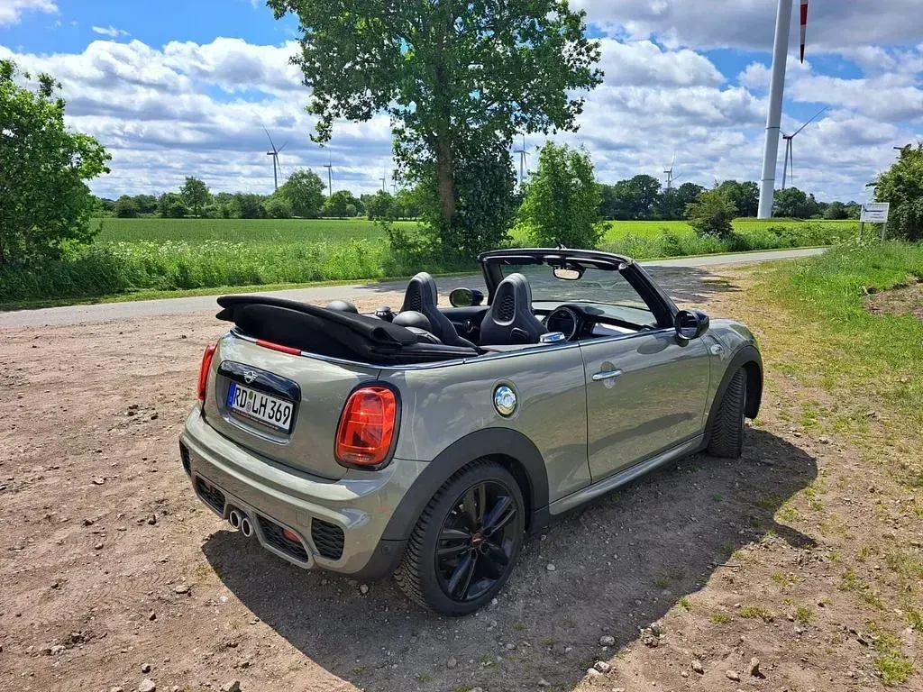 Gebraucht Mini John Cooper Works Essential 178 PS (130 kW) 2021 Beige Kleinwagen