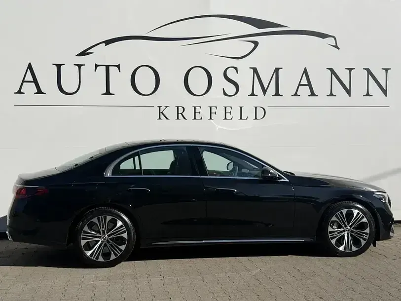 Gebraucht Mercedes E450 AMG Line Premium Plus 367 PS (269 kW) 2024 Obsidianschwarz  metalliclack Limousine
