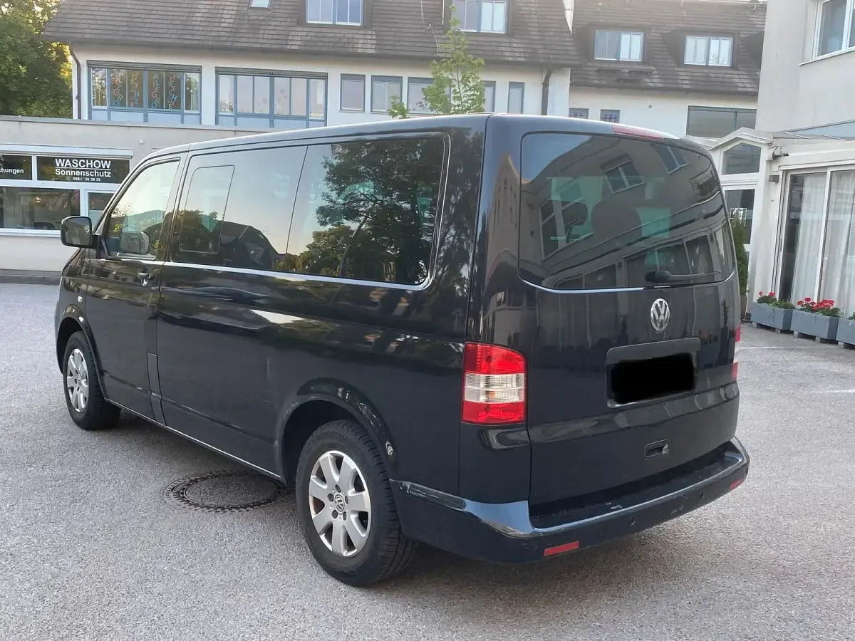 Gebraucht VW Multivan 131 PS (96 kW) 2008 Schwarz Van / Kleinbus