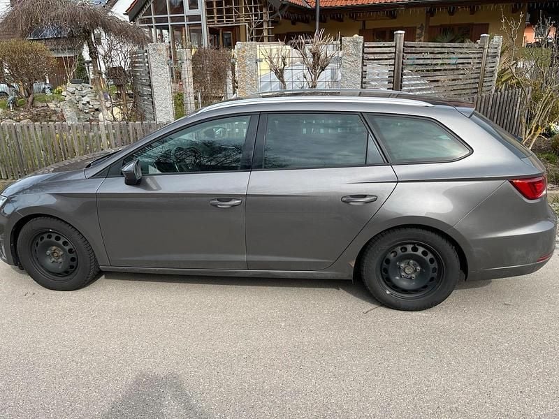 Second-hand Seat Leon 112 CP (82 kW) 2016 Gri Break