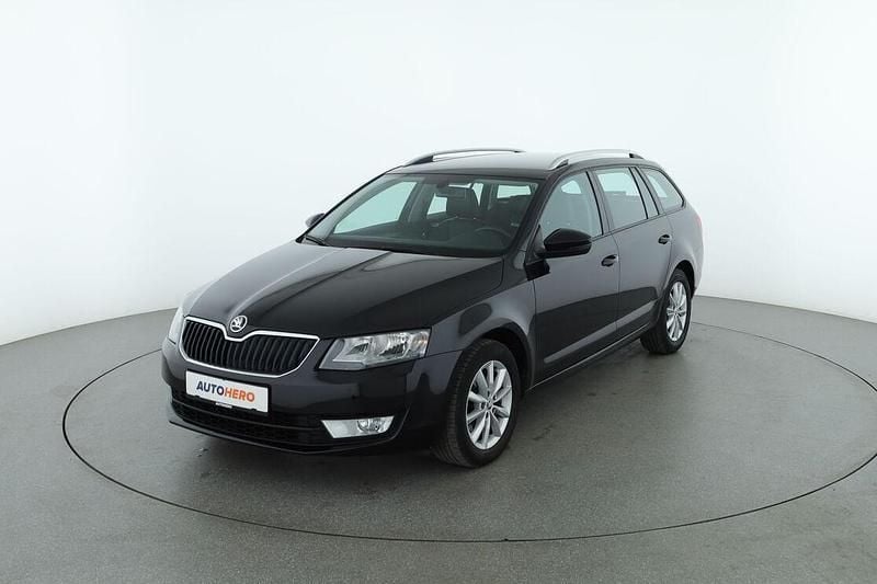 Schwarz Gebraucht 2015 Skoda Octavia Style Kombi | 14.190 € (Etwas zu teuer) - Bild 1/3