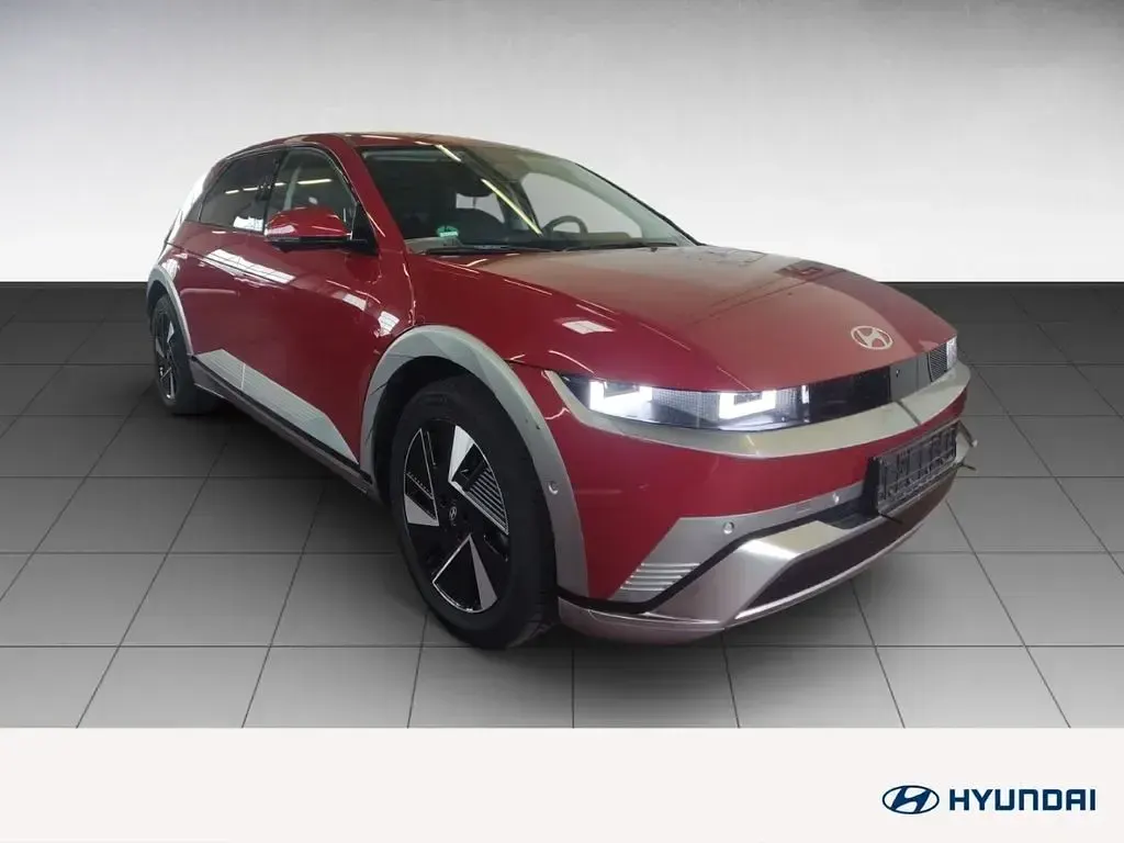 Gebraucht Hyundai Ioniq 5 Techniq 167 kW (228 PS) 2025 Rot SUV