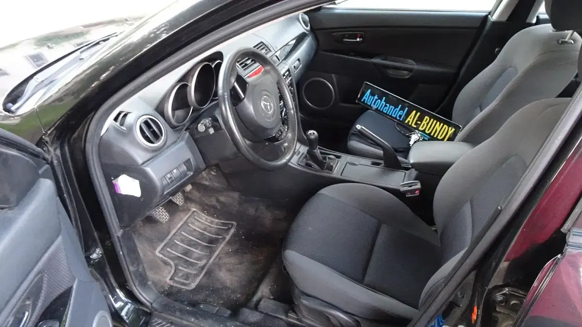 Gebraucht Mazda 3 77 PS (56 kW) 2009 Schwarz Limousine