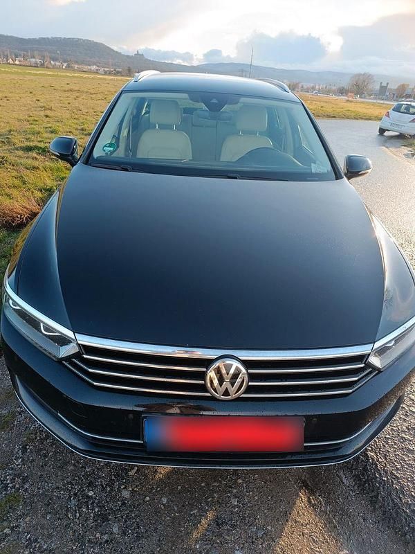 Gebraucht VW Passat 190 PS (139 kW) 2019 Schwarz Kombi