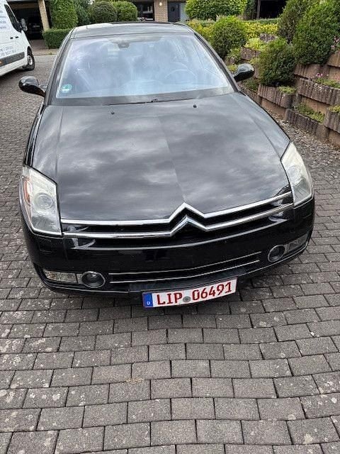 Schwarz Gebraucht 2006 Citroën C6 Exclusive Limousine | 7.650 € (Fairer Preis) - Bild 1/4