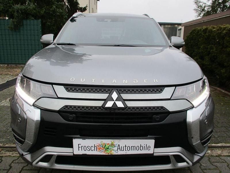 Gebraucht Mitsubishi Outlander P-HEV Top 135 PS (99 kW) 2019 Grau SUV