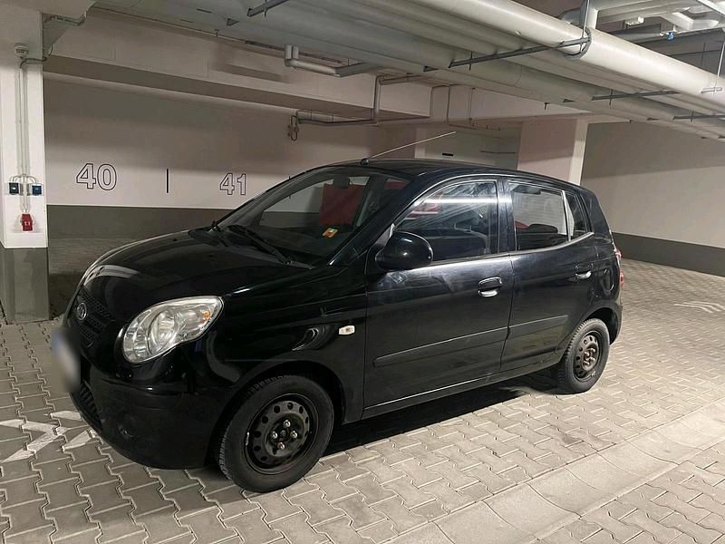 Second-hand Kia Picanto 65 CP (47 kW) 2009 Negru Hatchback