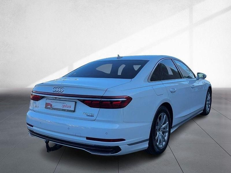 Gebraucht Audi A8 Ambiente 286 PS (210 kW) 2023 Gletscherweiß metallic Limousine