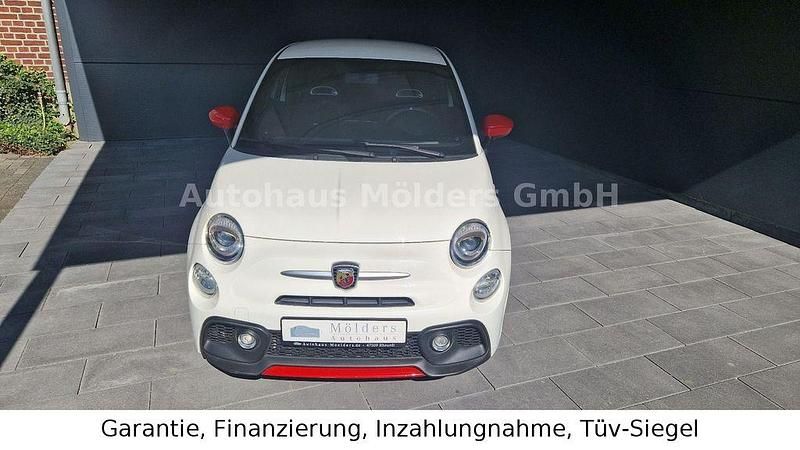 Gebraucht Abarth 595 145 PS (106 kW) 2019 Bianco bianco/ bossa nova/calc Kleinwagen