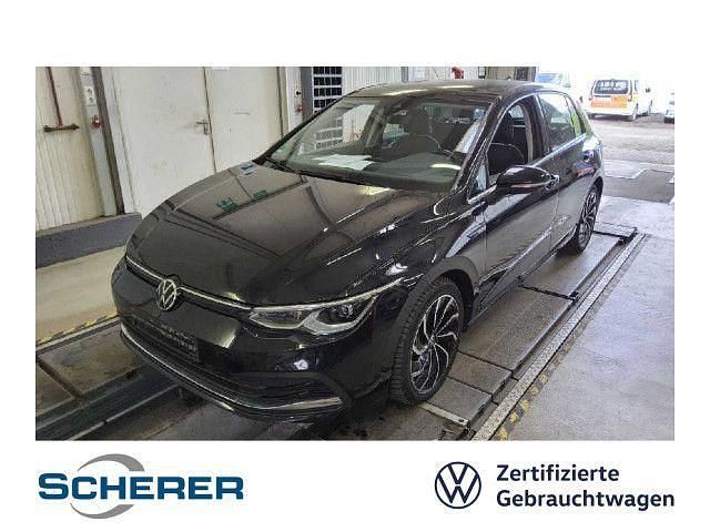 Deep black perleffekt (metallic) Gebraucht 2020 VW Golf VII Limousine | 16.900 € (Guter Preis) - Bild 1/4
