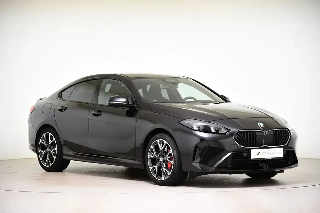 Gebraucht BMW 220 Gran Coupé M Sport 156 PS (114 kW) 2025 Saphirschwarz metallic Coupé