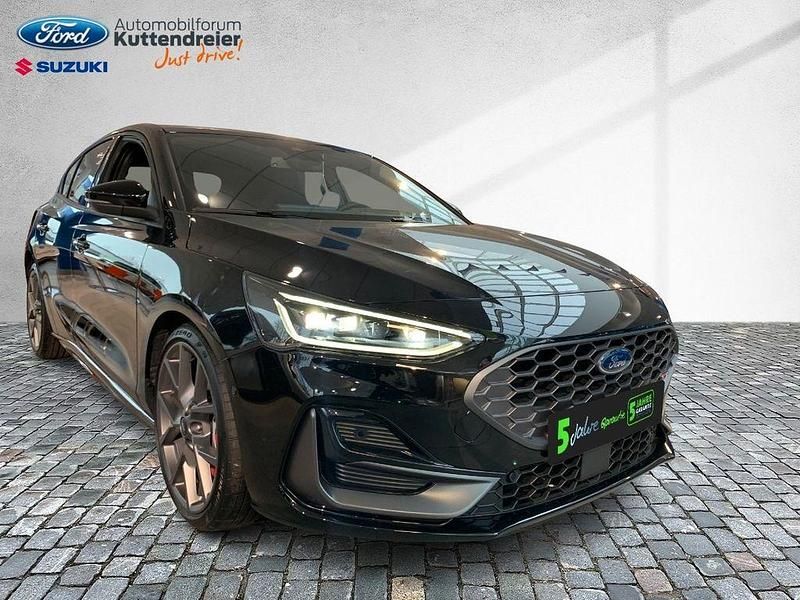 Neu Ford Focus ST 280 PS (205 kW) 2026 Agate black metallic Limousine