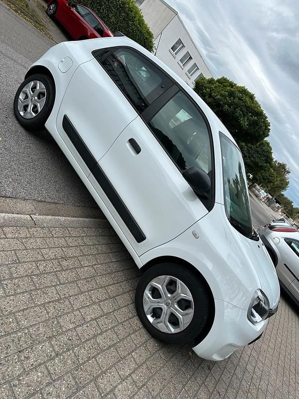 Weiß Gebraucht 2020 Renault Twingo Kleinwagen | 5.350 € (Superpreis) - Bild 1/4