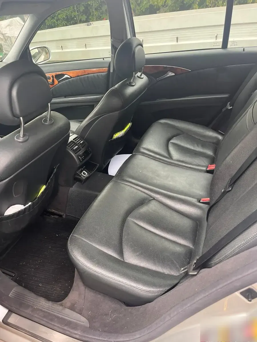 Gebraucht Mercedes E500 306 PS (225 kW) 2003 Silber Kombi